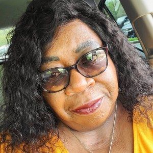 Meet your Posher, Alvera